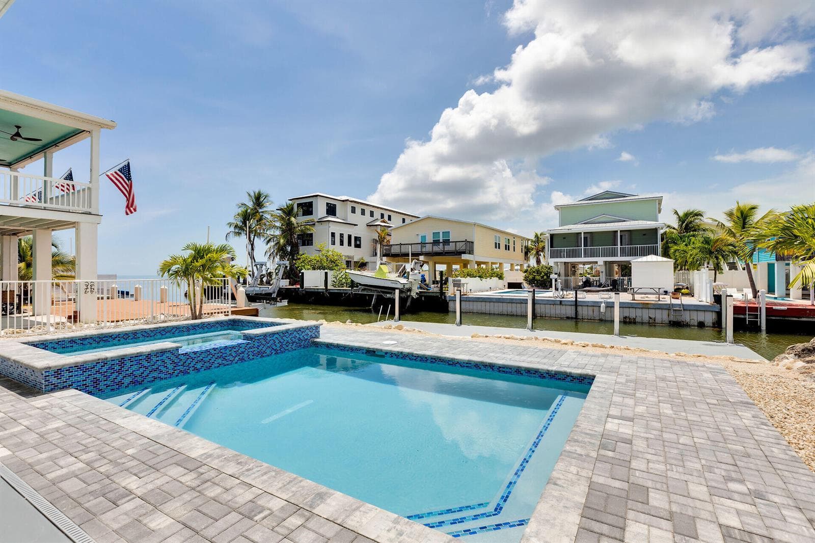 virtual-tour-365378-mls-high-res-image-0