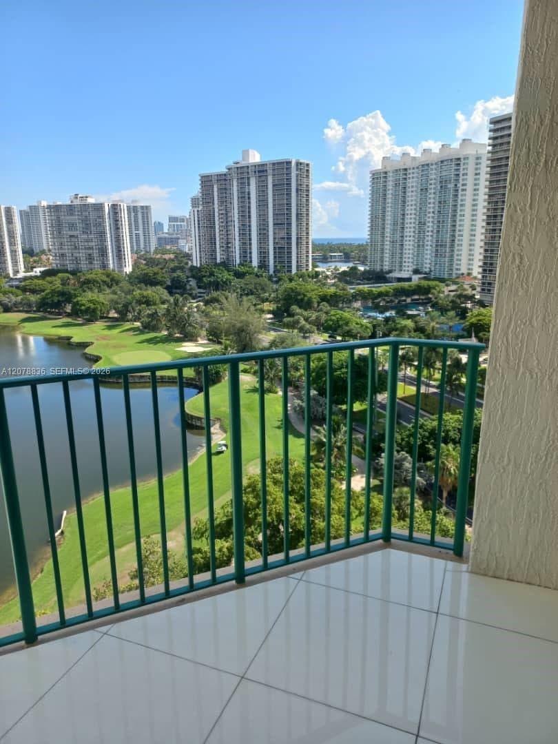 TURNBERRY VLG NO TOWER CO · #1212 in Aventura - Photo 11