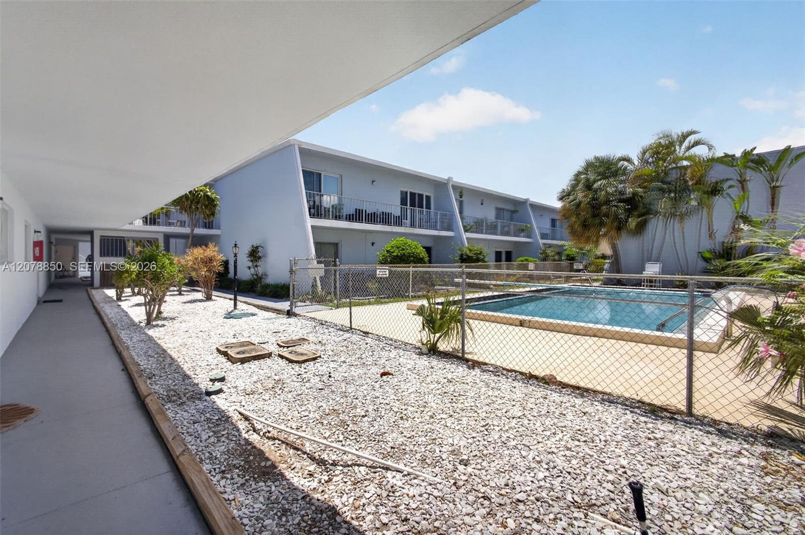 LORI-LYNN · #109 in North Palm Beach - Photo 34