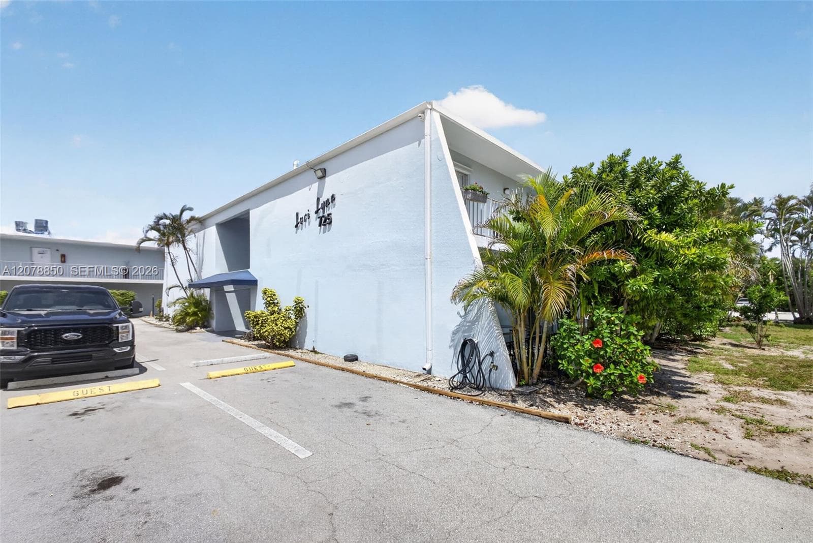 LORI-LYNN · #109 in North Palm Beach - Photo 41