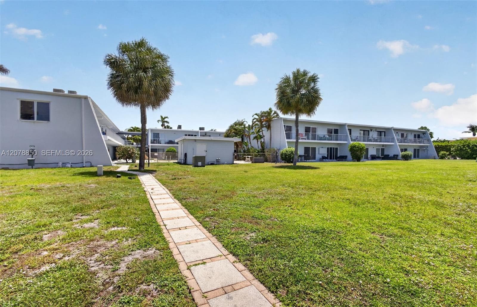 LORI-LYNN · #109 in North Palm Beach - Photo 37