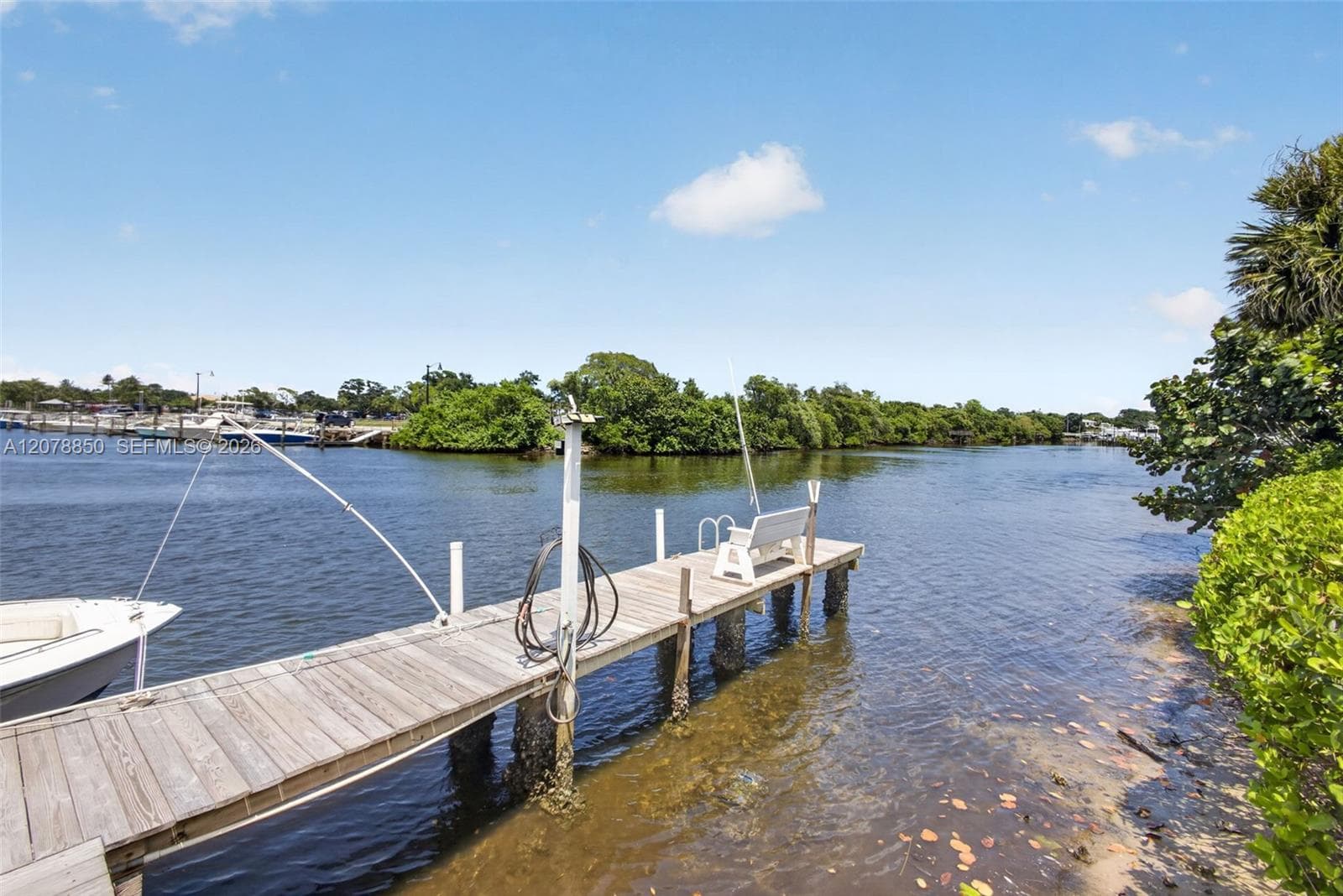 LORI-LYNN · #109 in North Palm Beach - Photo 40
