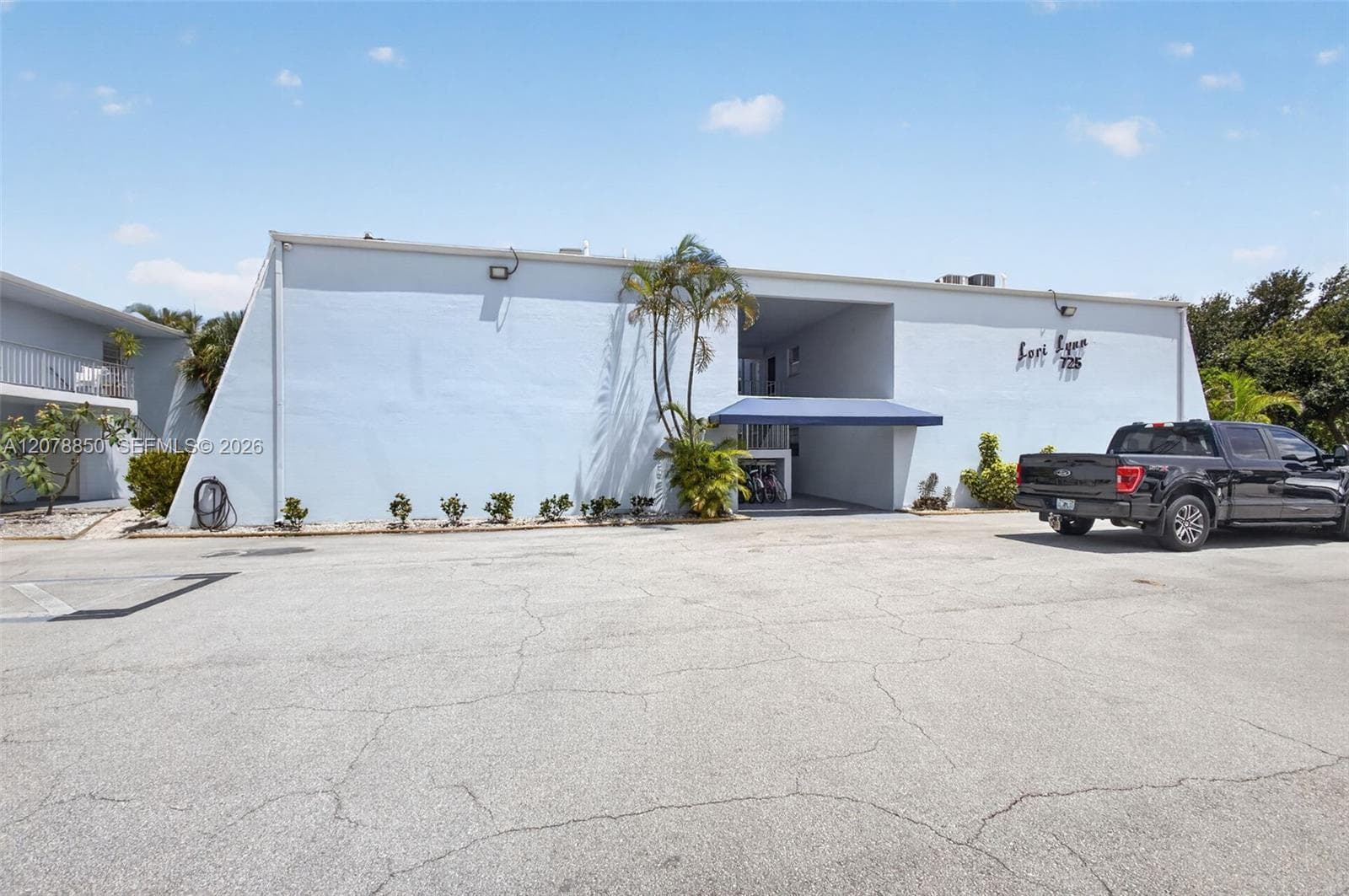 LORI-LYNN · #109 in North Palm Beach - Photo 25