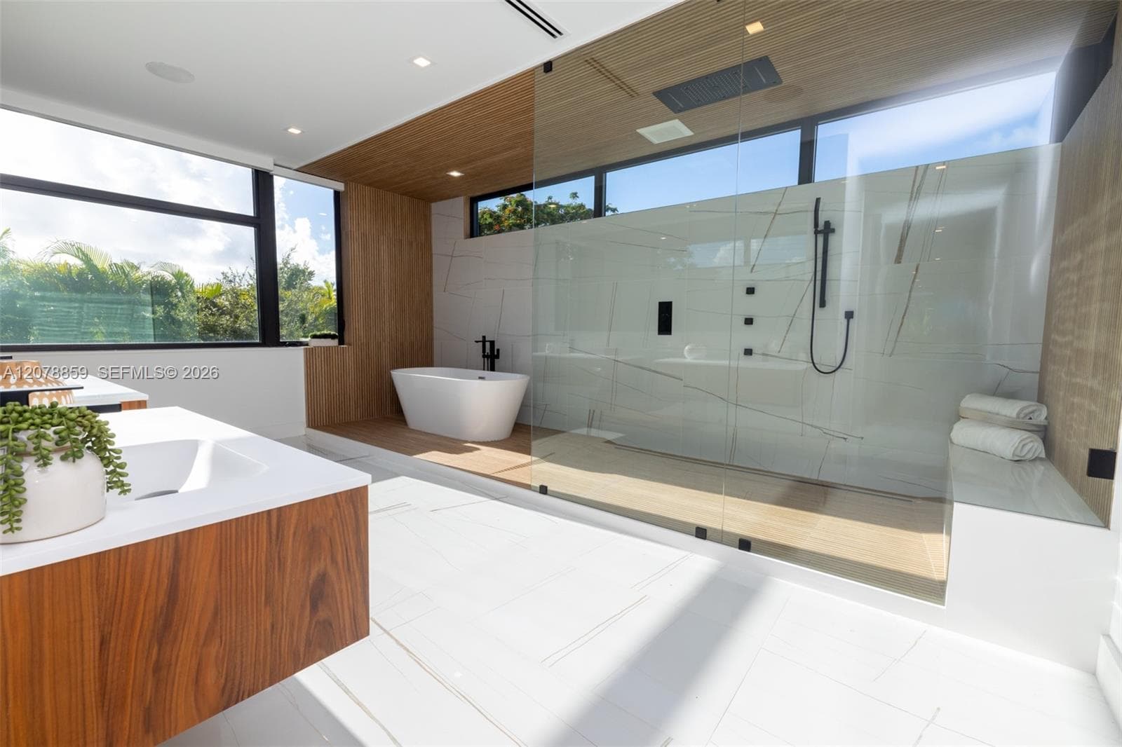 Primary Bath/Wet Room