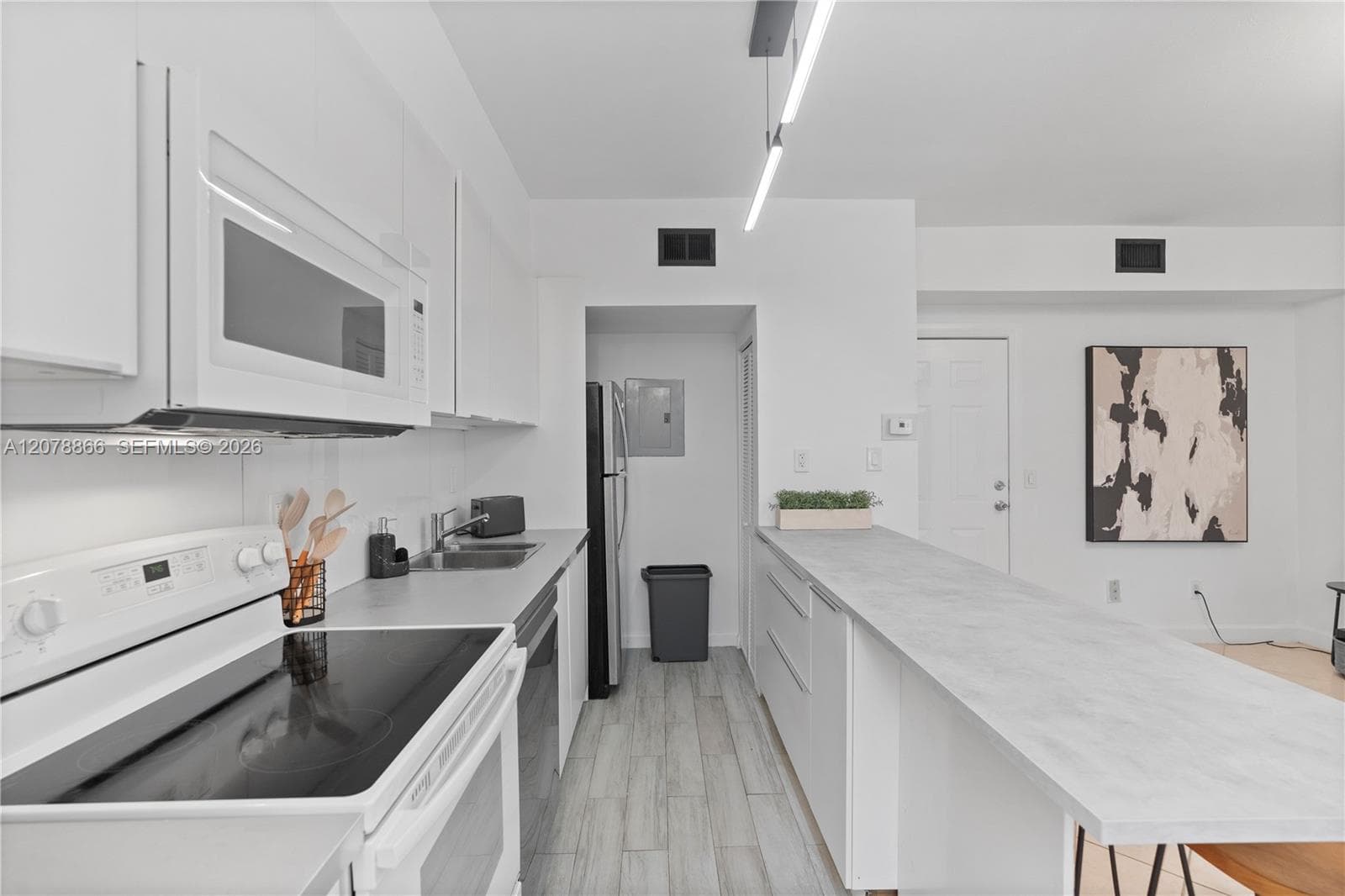 LINCOLN VIEW CONDO · #102 in Miami Beach - Photo 5