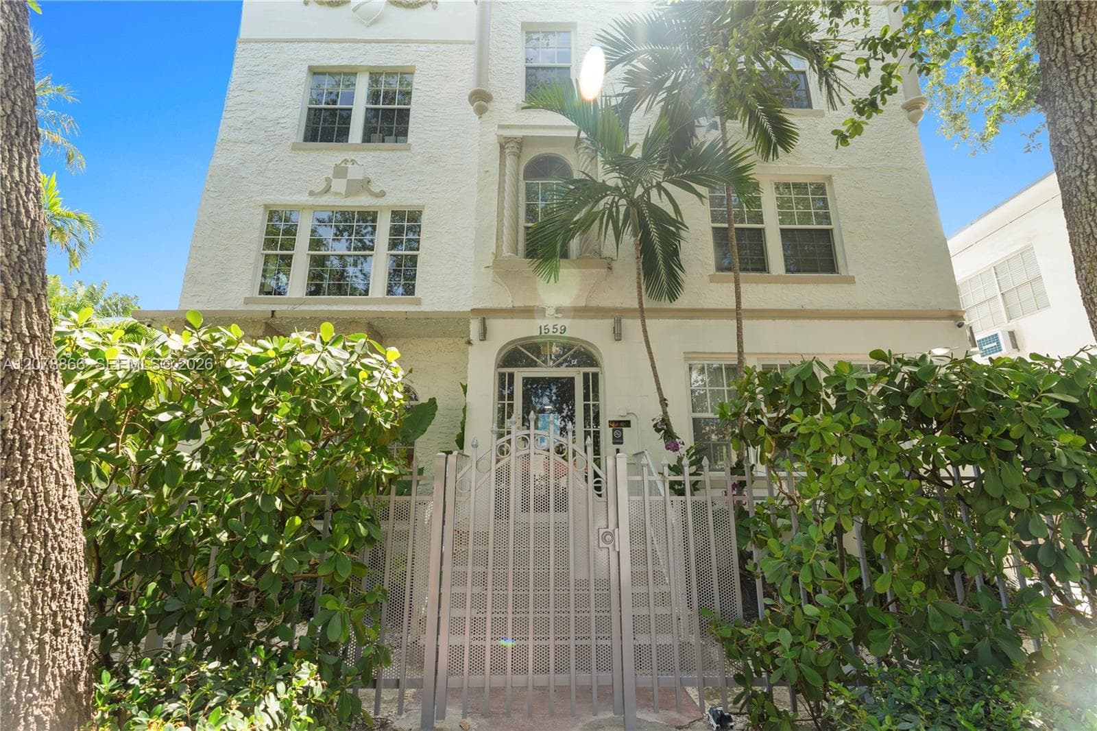 LINCOLN VIEW CONDO · #102 in Miami Beach - Photo 18
