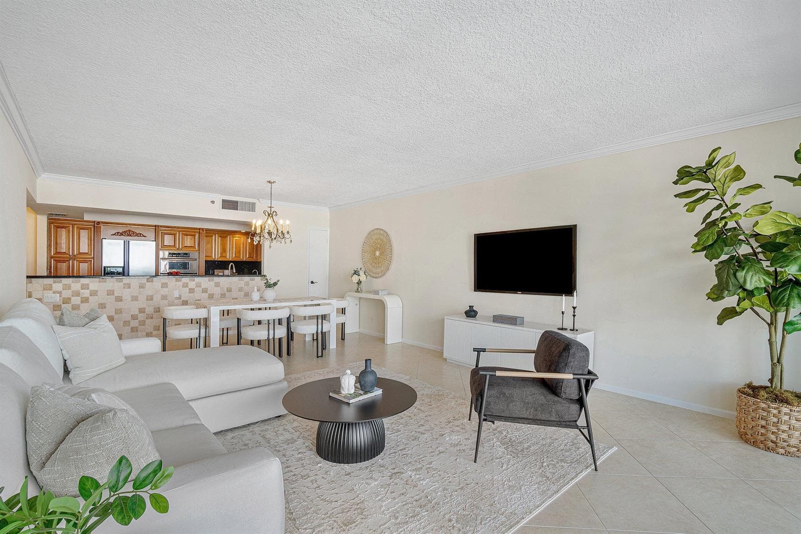 013-4748SouthOceanBoulevard-702-Highland
