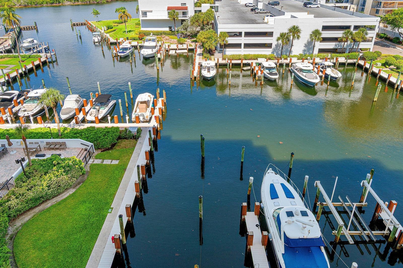 035-4748SouthOceanBoulevard-702-Highland