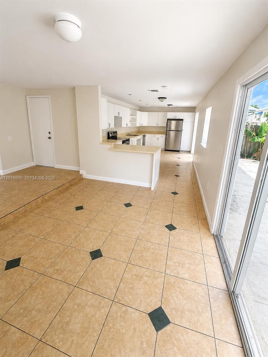 11981 SW 271st Ter photo 6