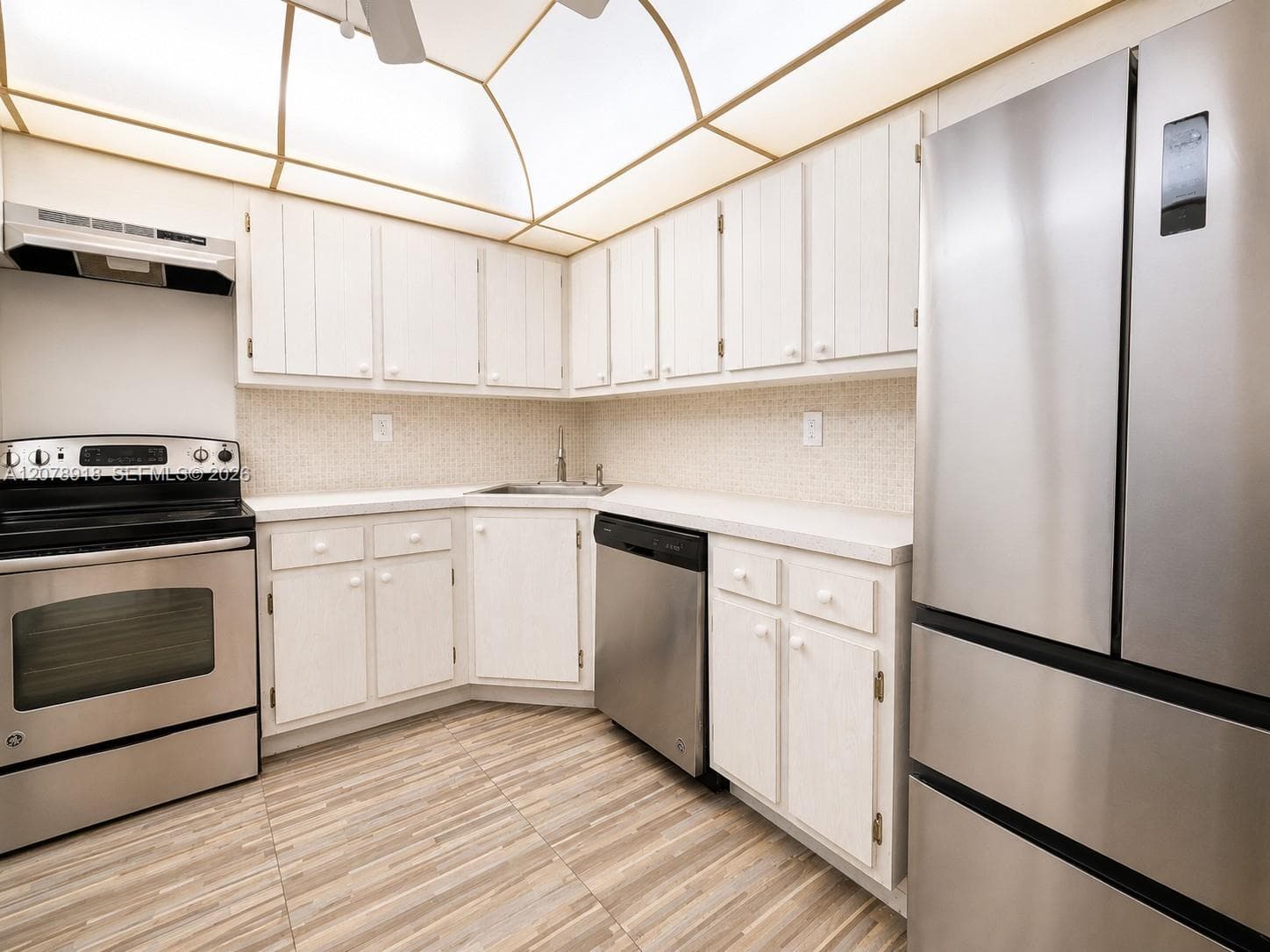 Century Building · #215 in Aventura - Photo 3
