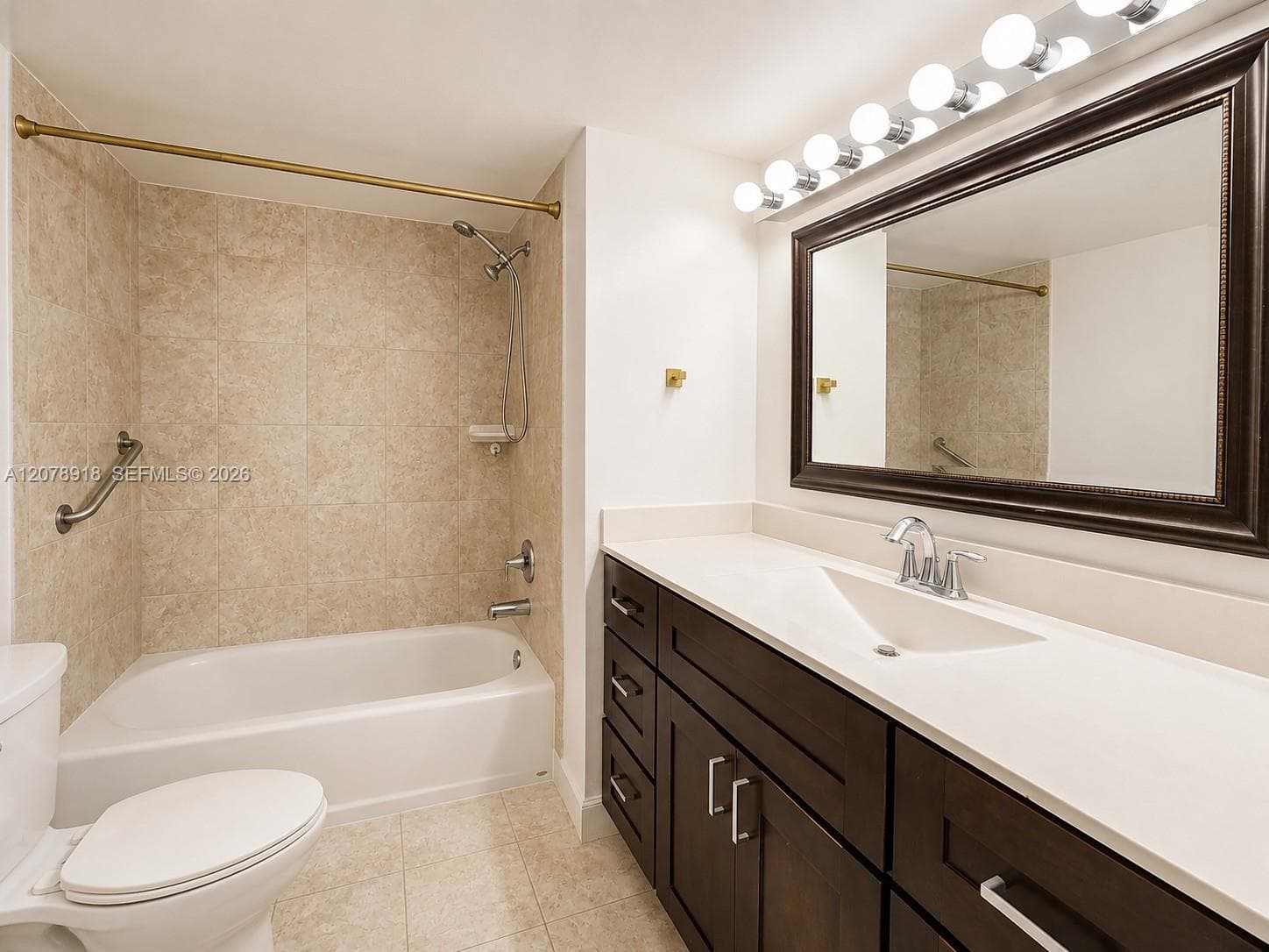Century Building · #215 in Aventura - Photo 4