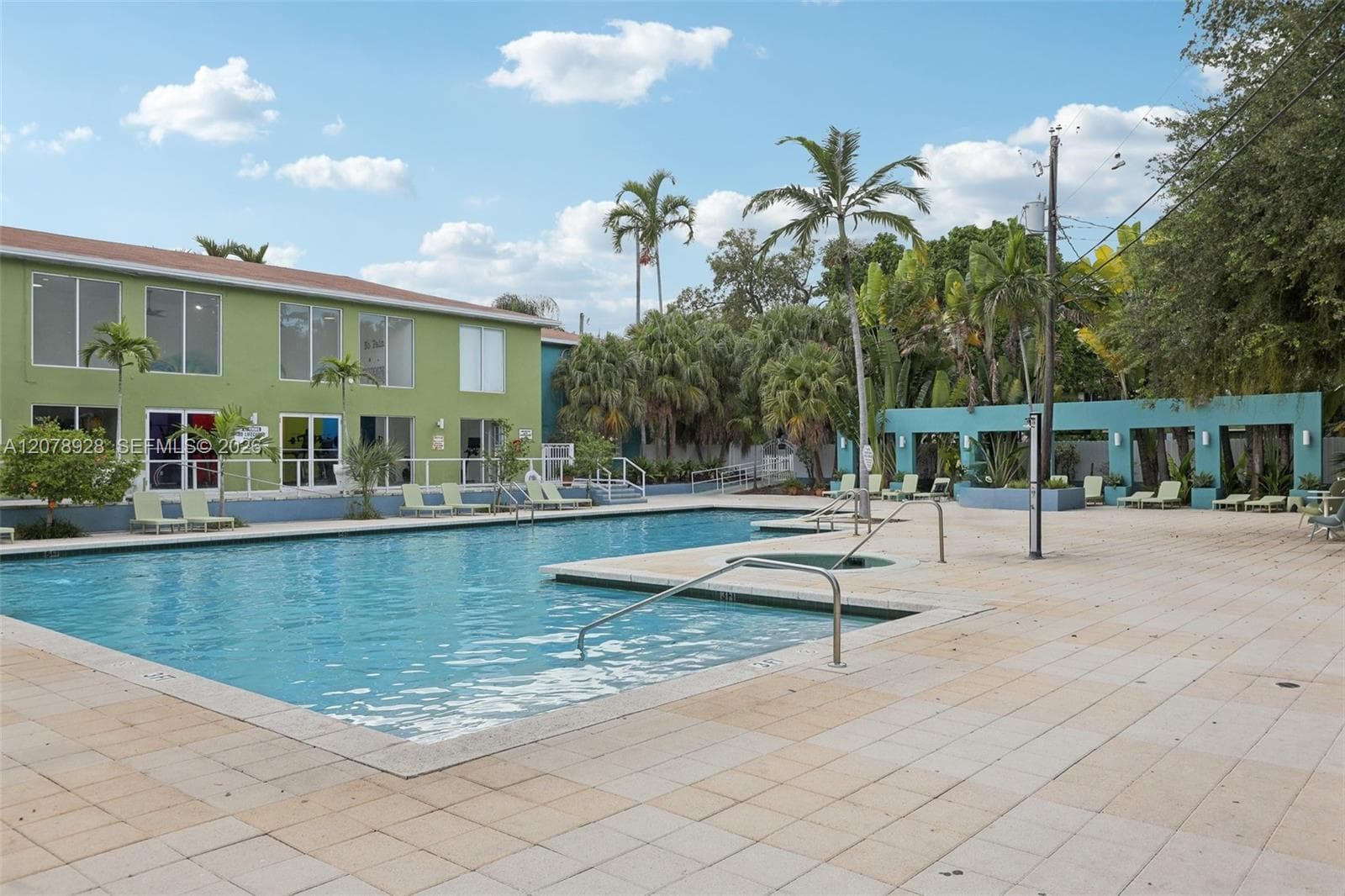 SABAL PALM COURT · #4 in Miami - Photo 4
