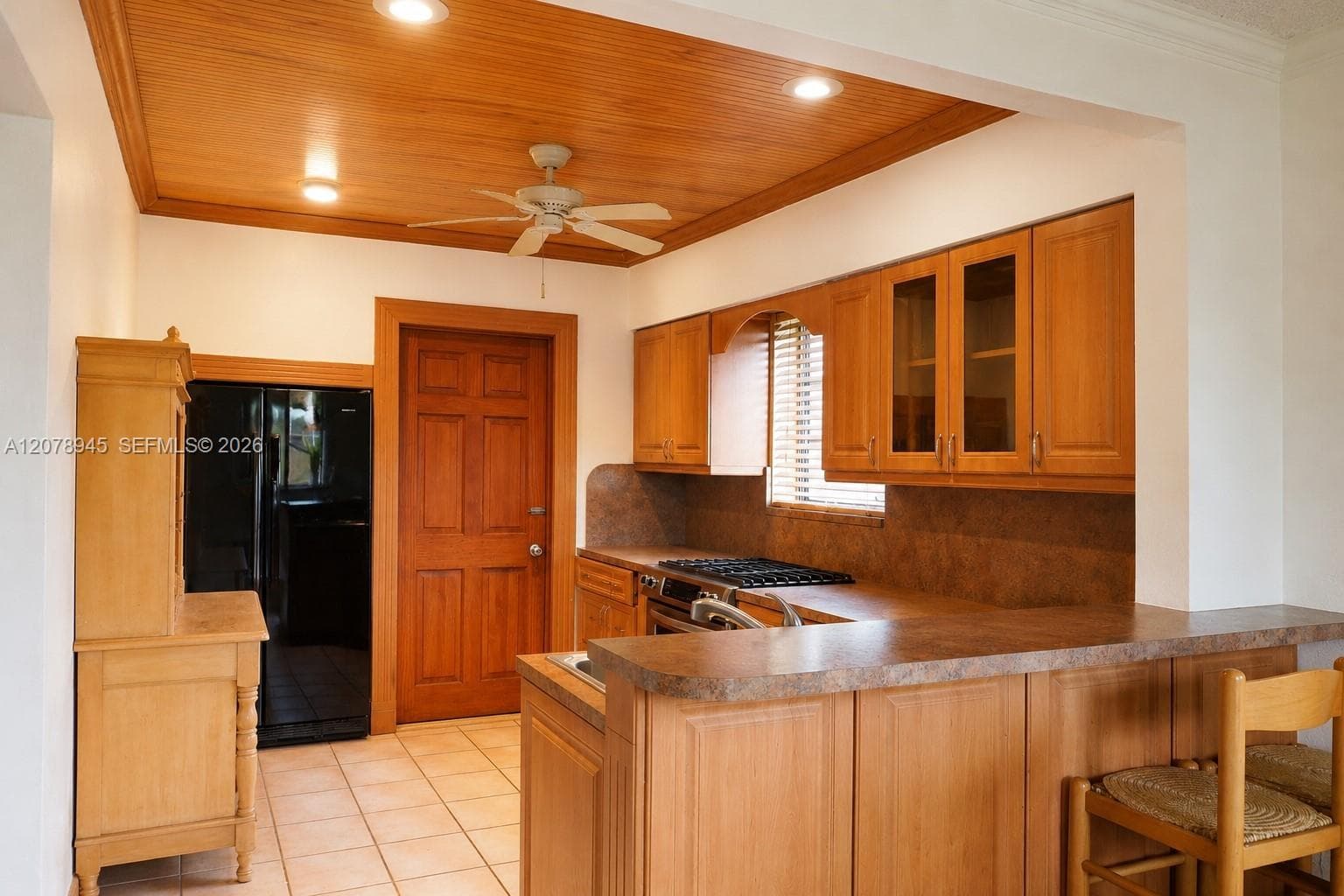 1645 SW 83rd Ave photo 11