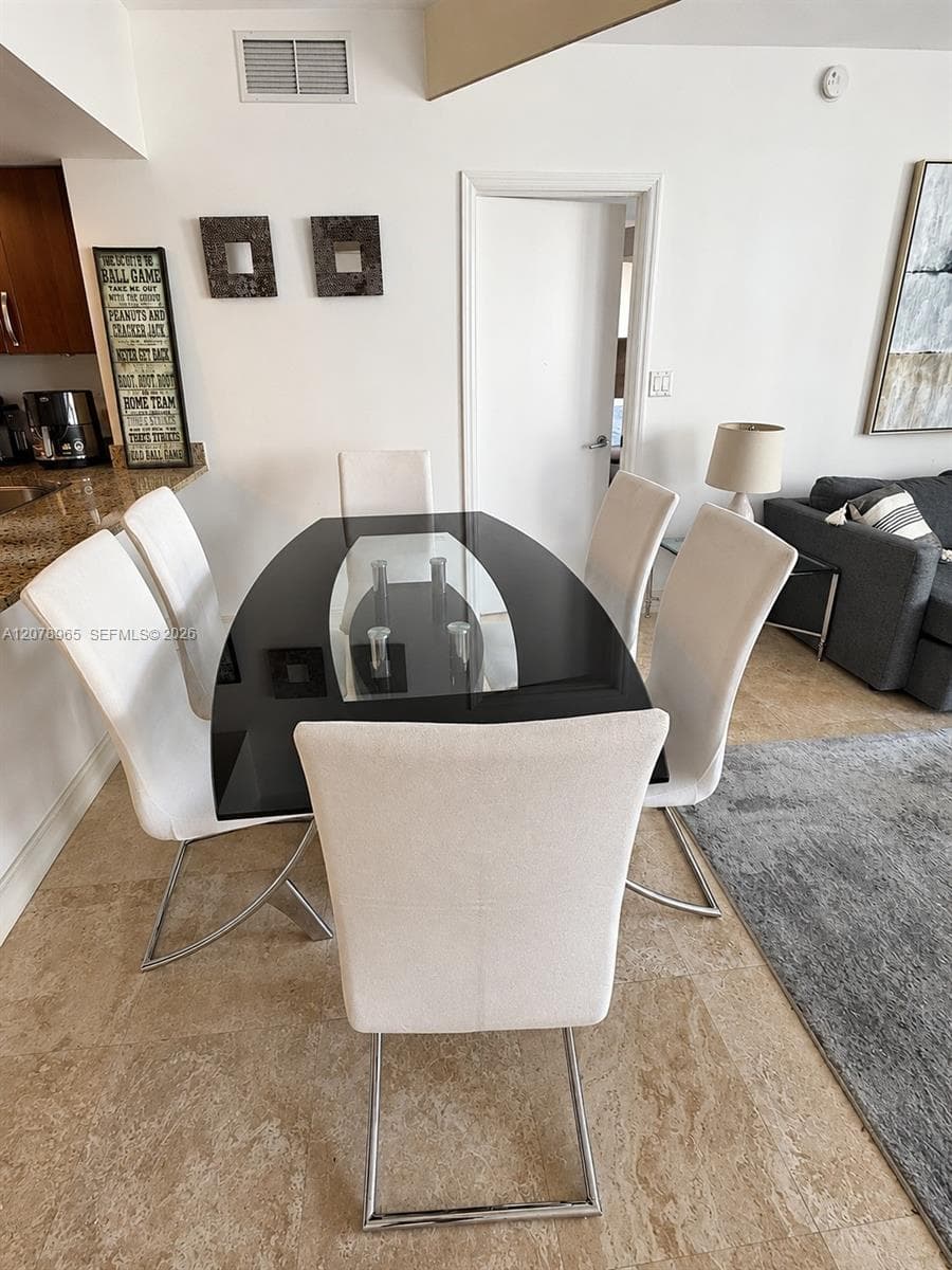 TURNBERRY VILLAGE SO TOWE · #718 in Aventura - Photo 5
