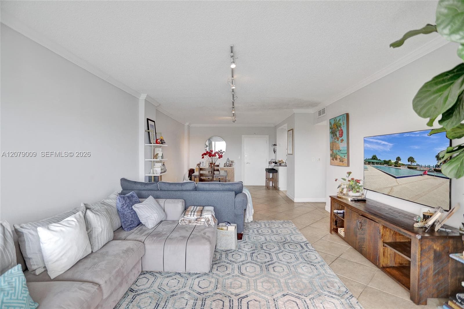 ARLEN HOUSE CONDO · #PH10 in Sunny Isles Beach - Photo 5