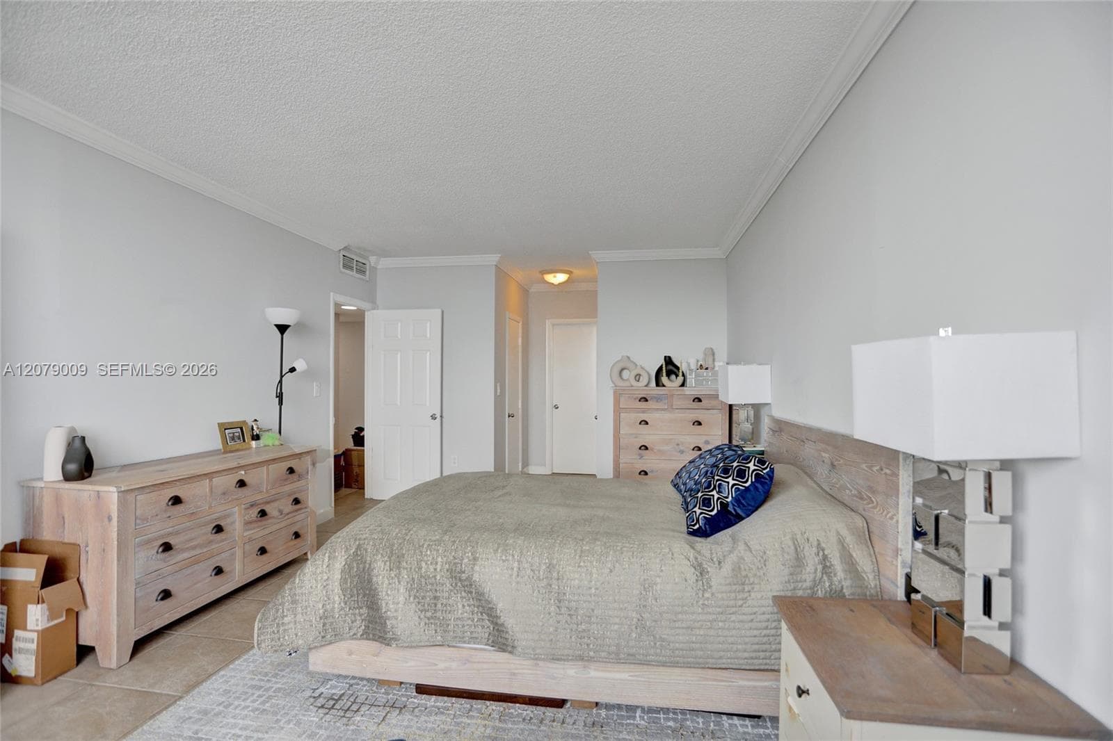 ARLEN HOUSE CONDO · #PH10 in Sunny Isles Beach - Photo 18
