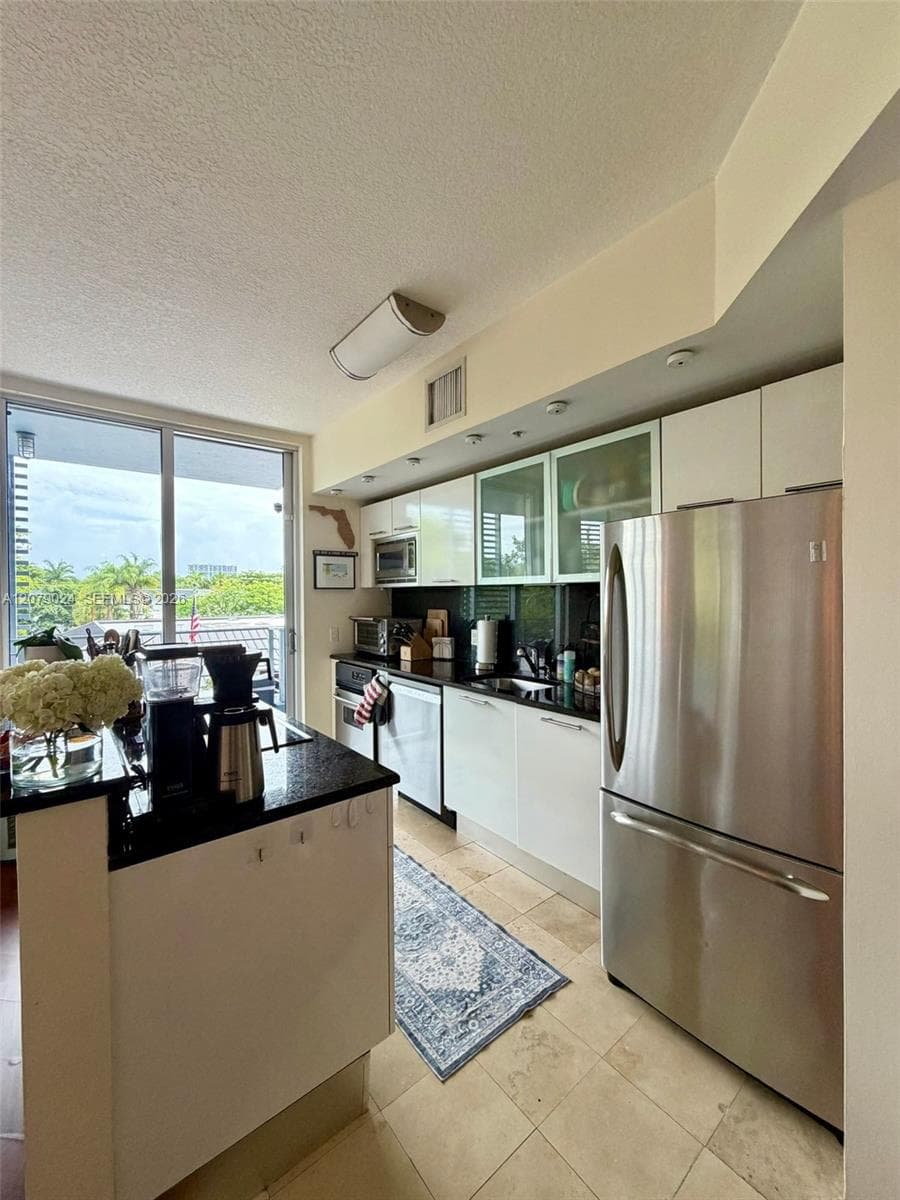 LOFTS AT MAYFAIR CONDO · #320 in Miami - Photo 4
