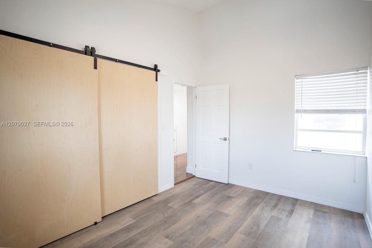 14295 Kendale Lakes Cir photo 24