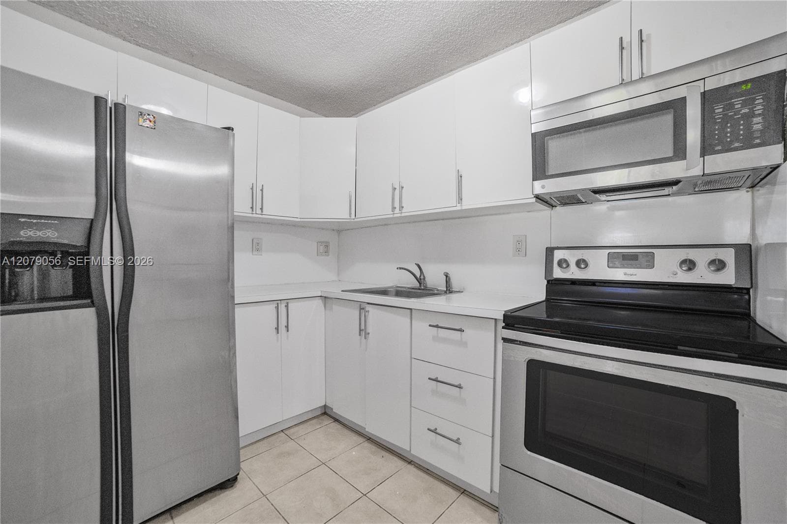 VILLA BELLINI CONDO · #108 in Hialeah - Photo 3
