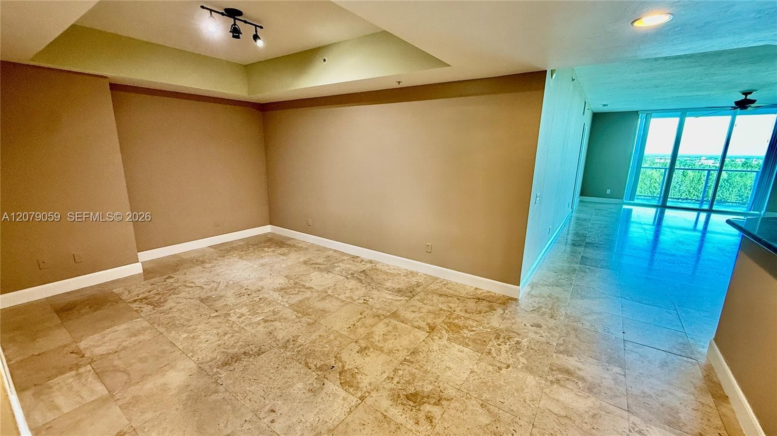 THE OAKS I CONDO · #1403 in North Miami - Photo 6