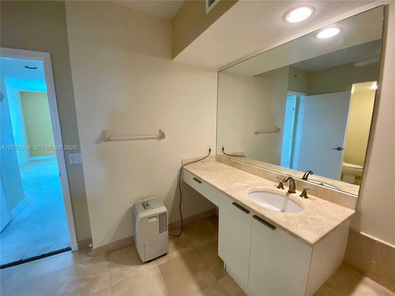 THE OAKS I CONDO · #1403 in North Miami - Photo 18