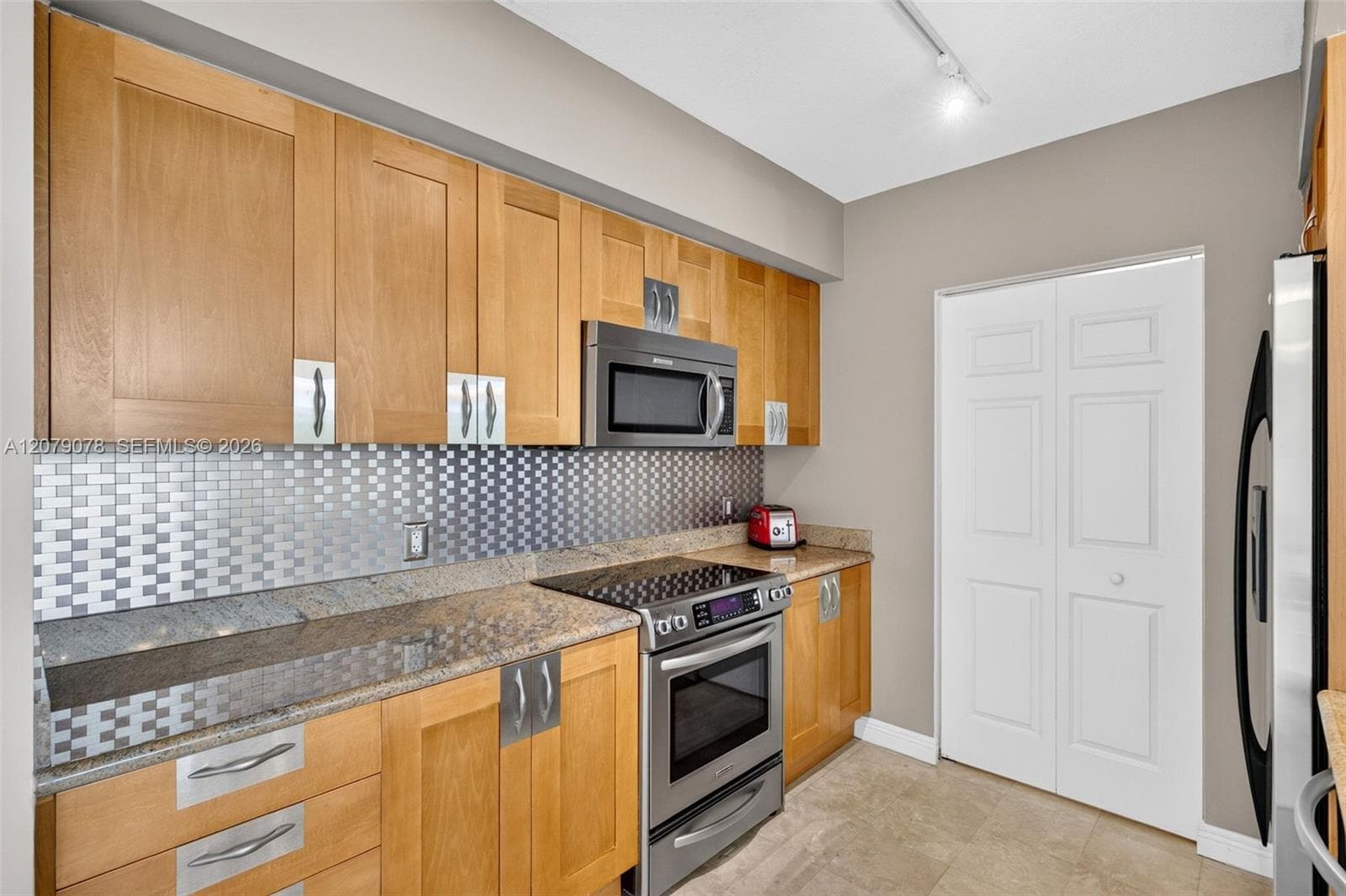 DUO CONDOMINIUM EAST · #305E in Hallandale Beach - Photo 17