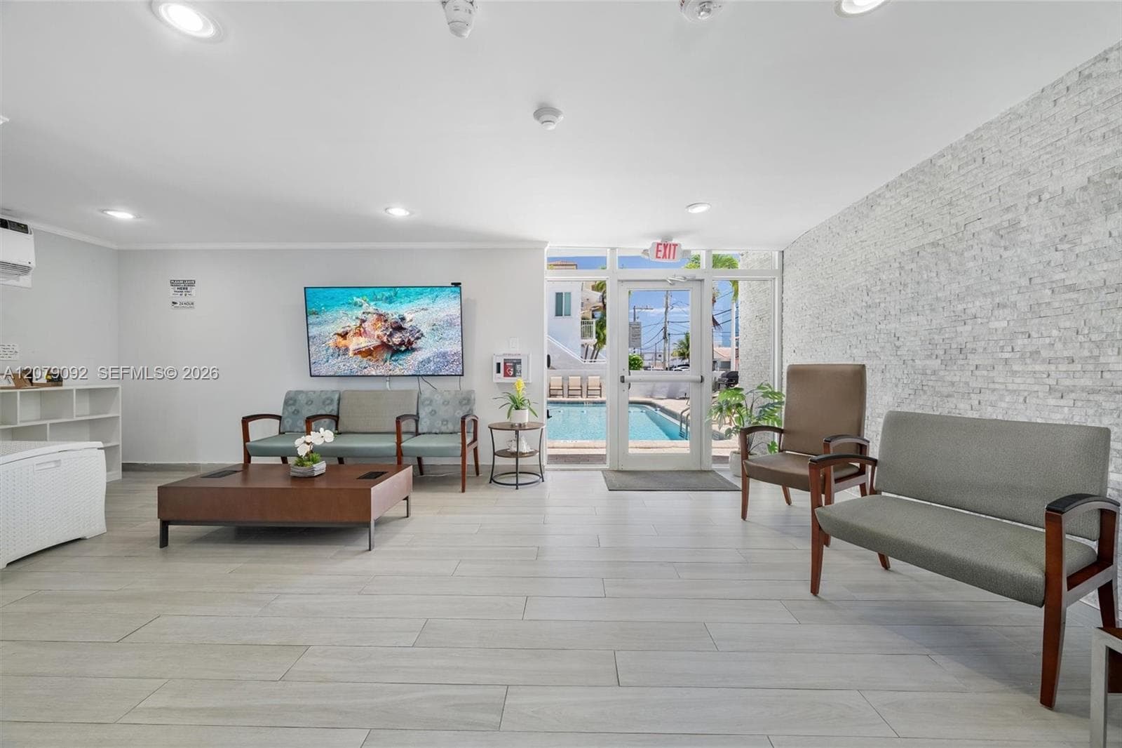 VICTORIA TOWERS CONDO · #302 in Hollywood - Photo 18
