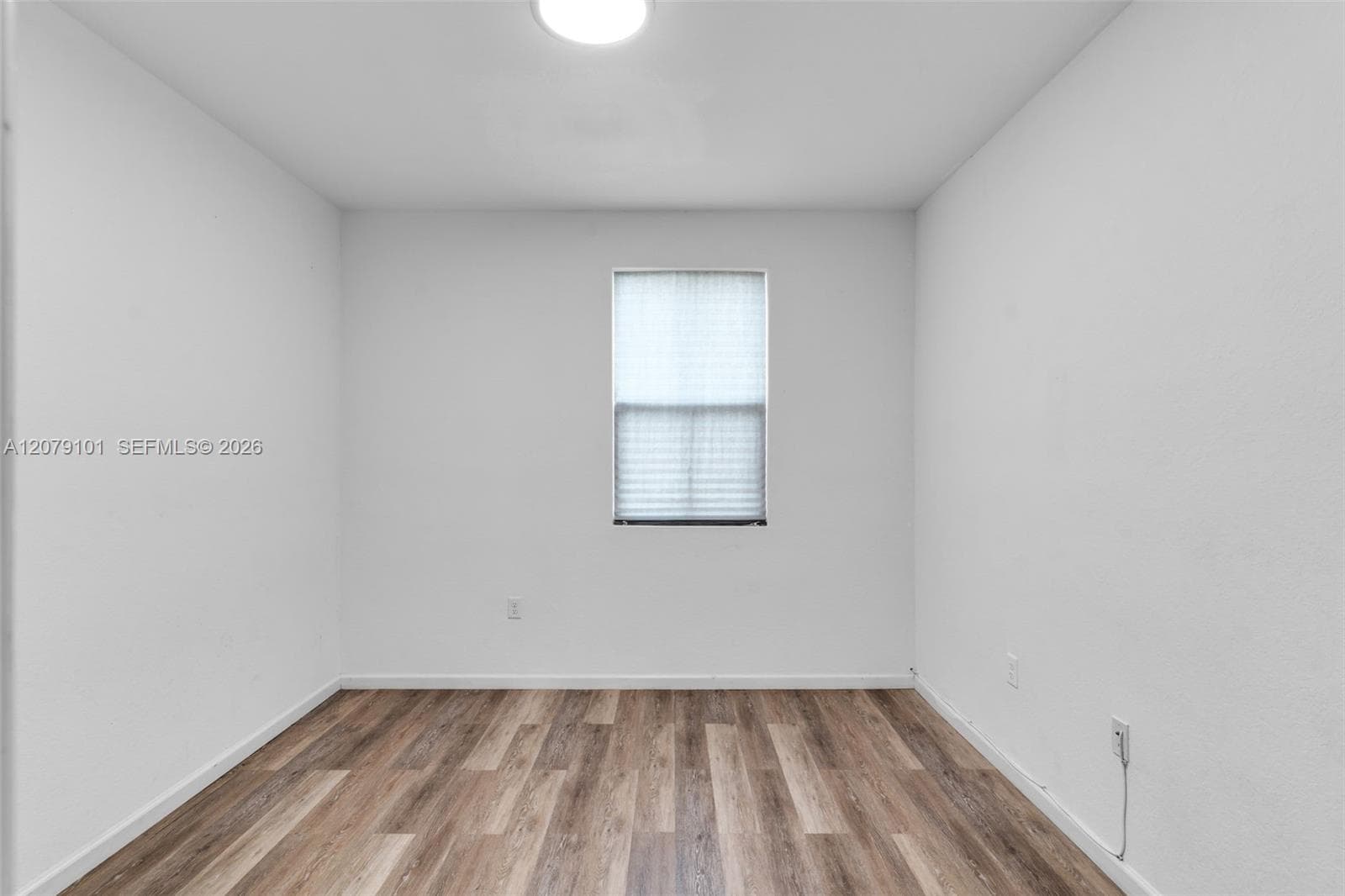 2438 SE 15 St photo 13