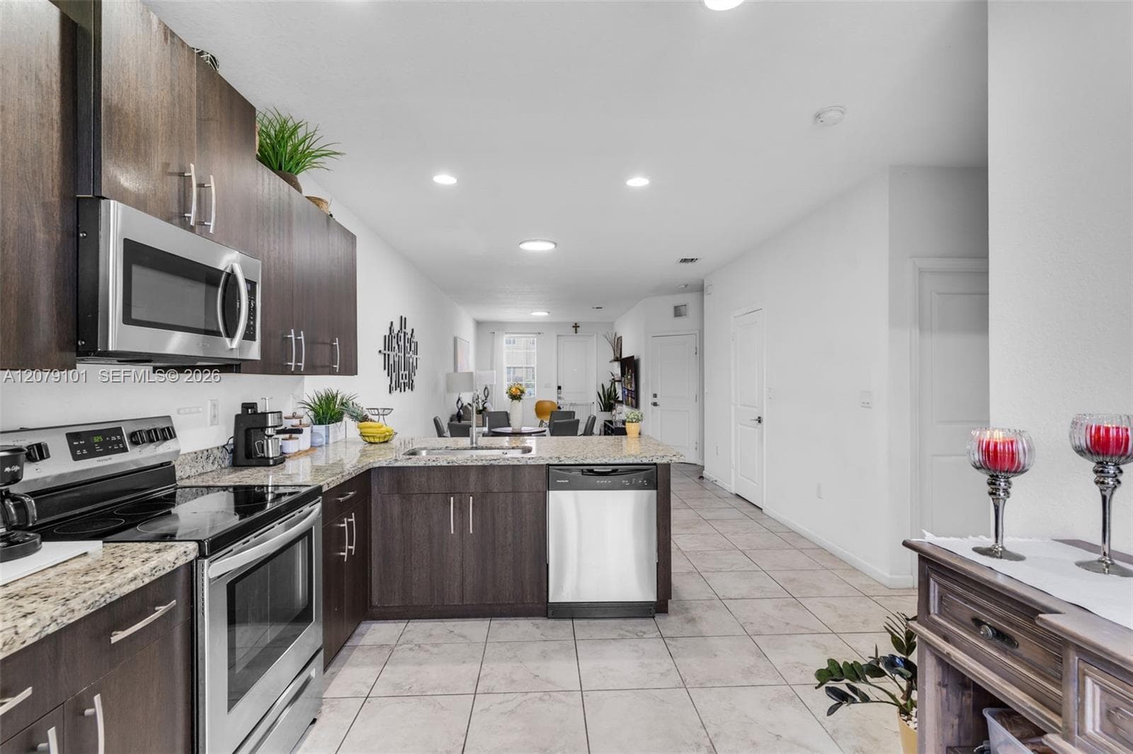 2438 SE 15 St photo 12