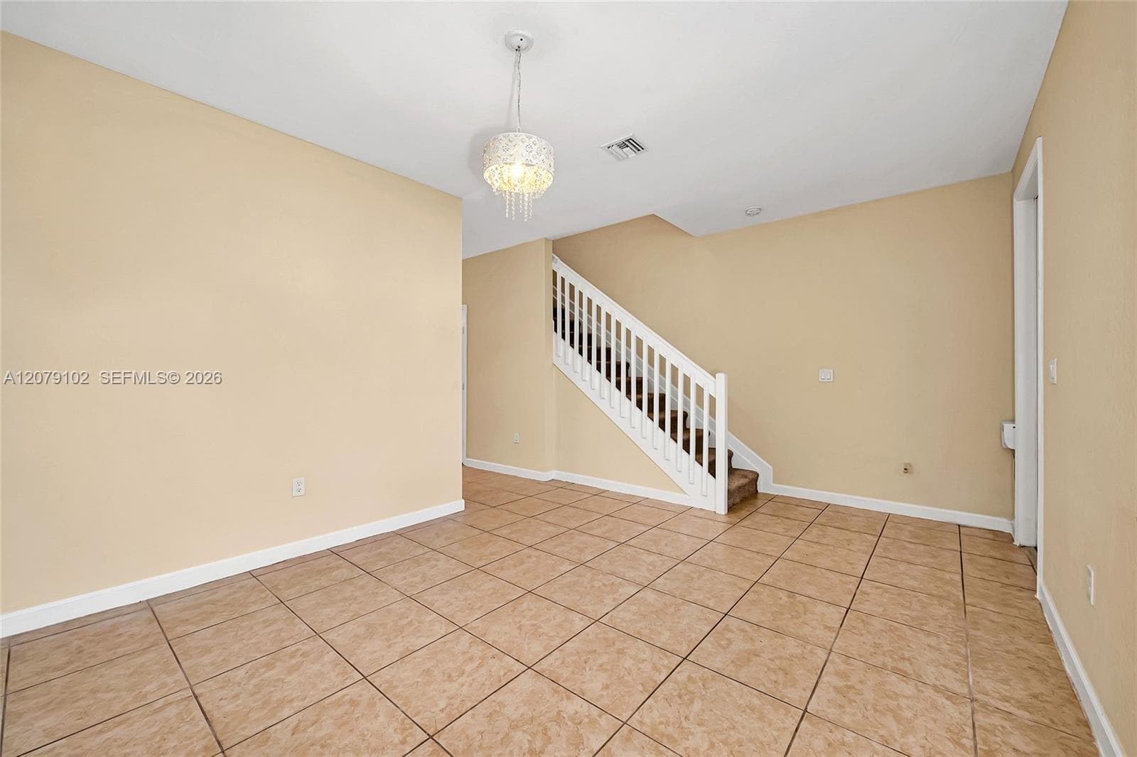 755 SE 32nd Ter #755 photo 6