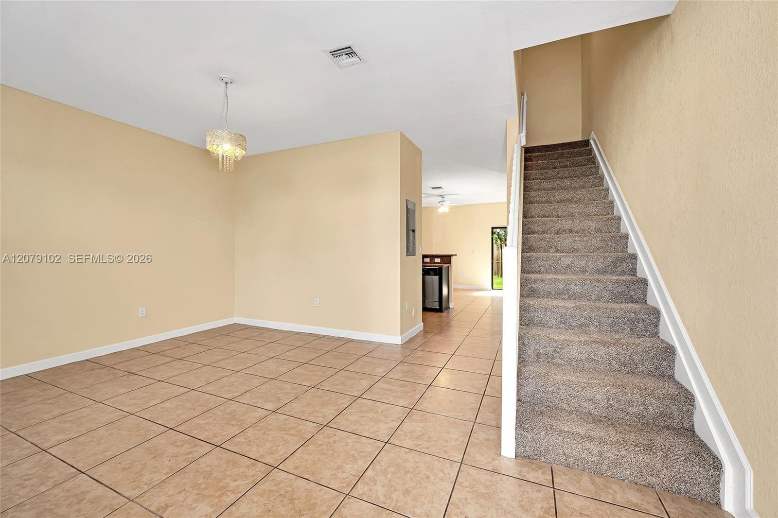 755 SE 32nd Ter #755 photo 5