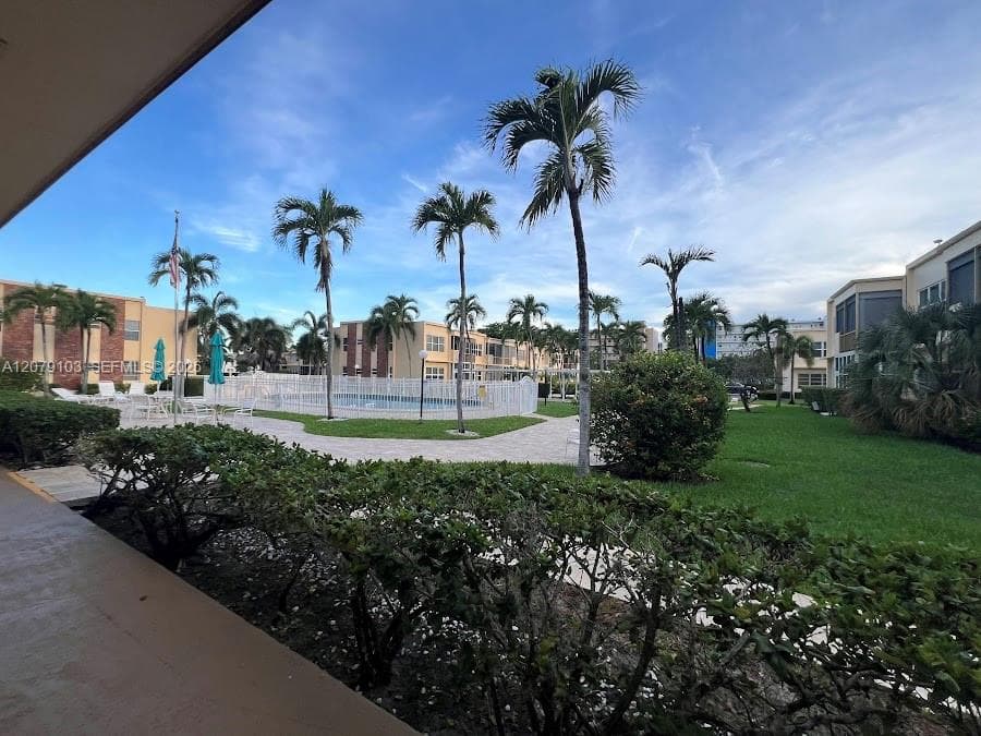 Irvington Gardens · #322 in Hallandale Beach - Photo 43