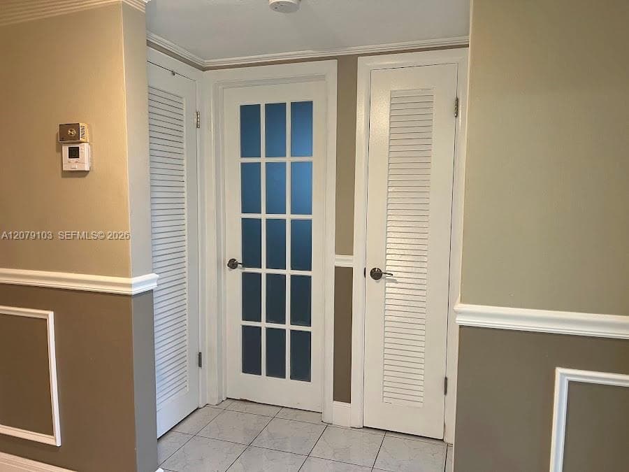 Irvington Gardens · #322 in Hallandale Beach - Photo 9