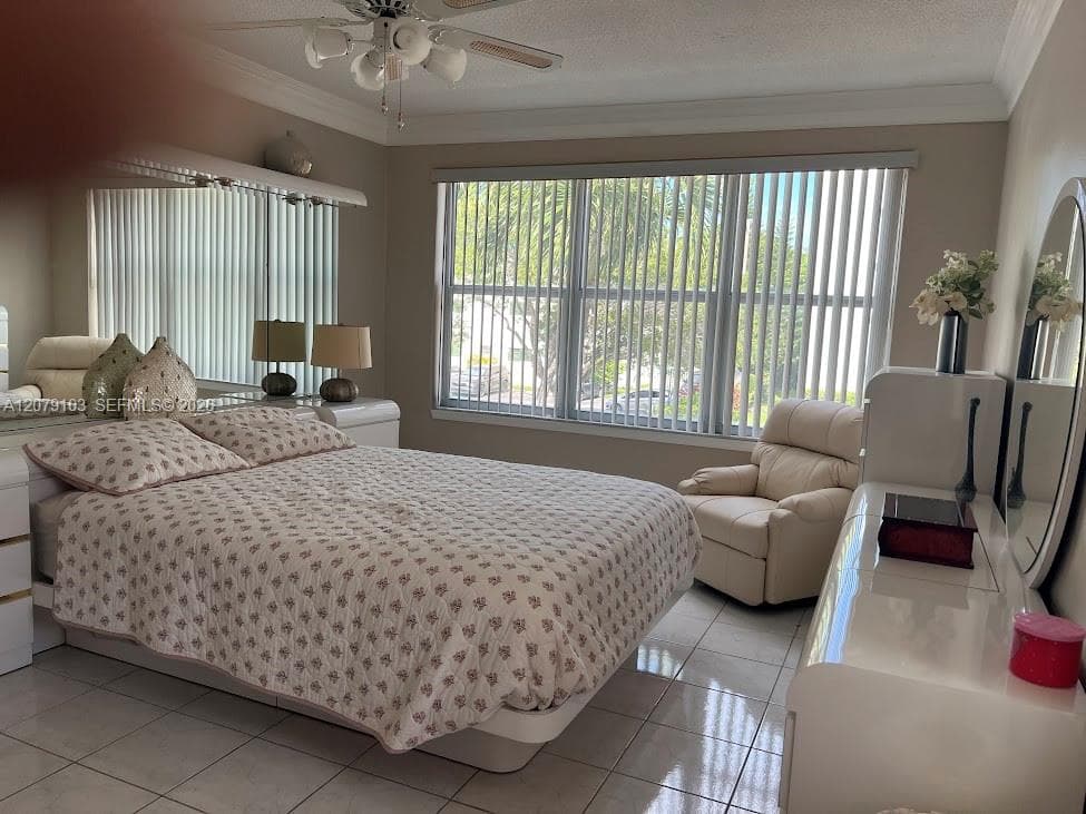 Irvington Gardens · #322 in Hallandale Beach - Photo 18