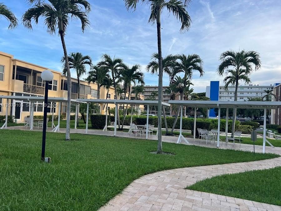 Irvington Gardens · #322 in Hallandale Beach - Photo 44