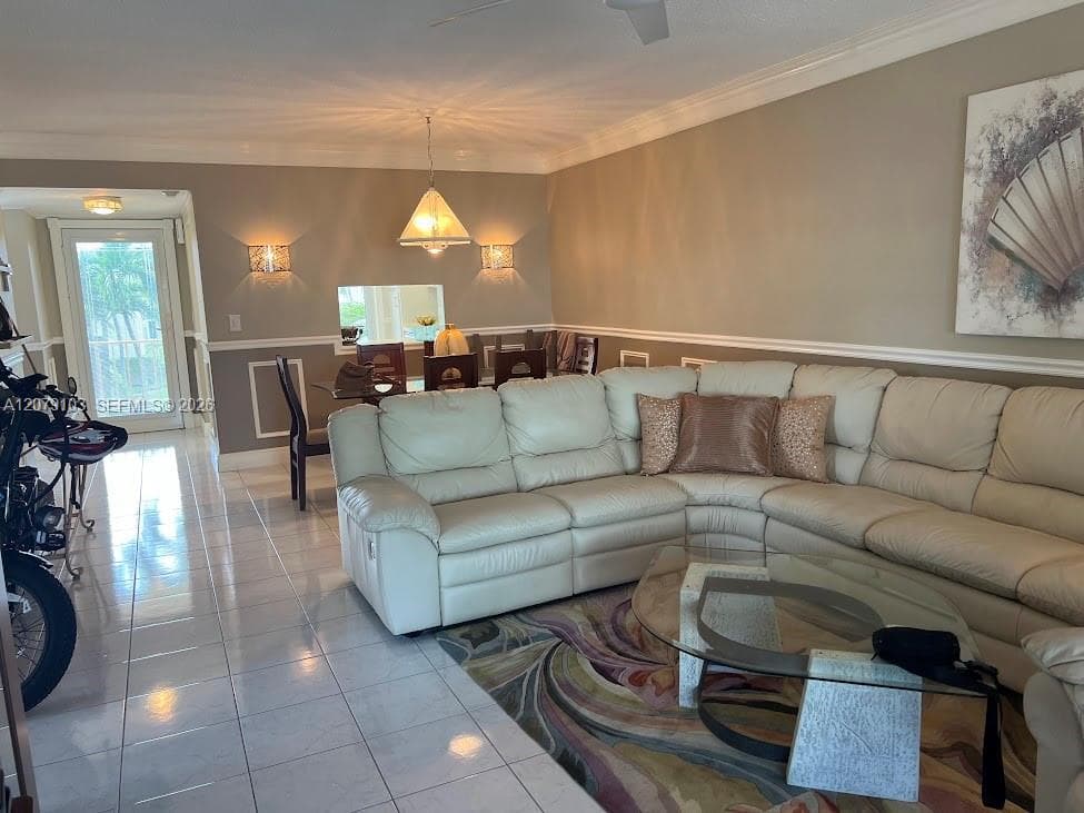 Irvington Gardens · #322 in Hallandale Beach - Photo 8