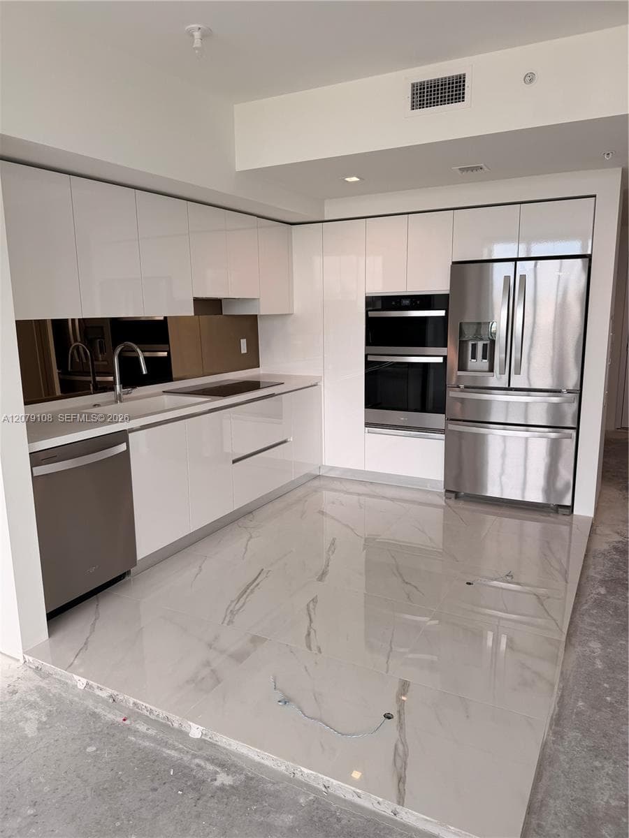 Hallandale Oasis · #403 in Hallandale Beach - Photo 2