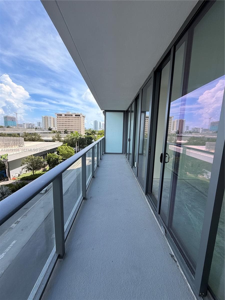 Hallandale Oasis · #403 in Hallandale Beach - Photo 26