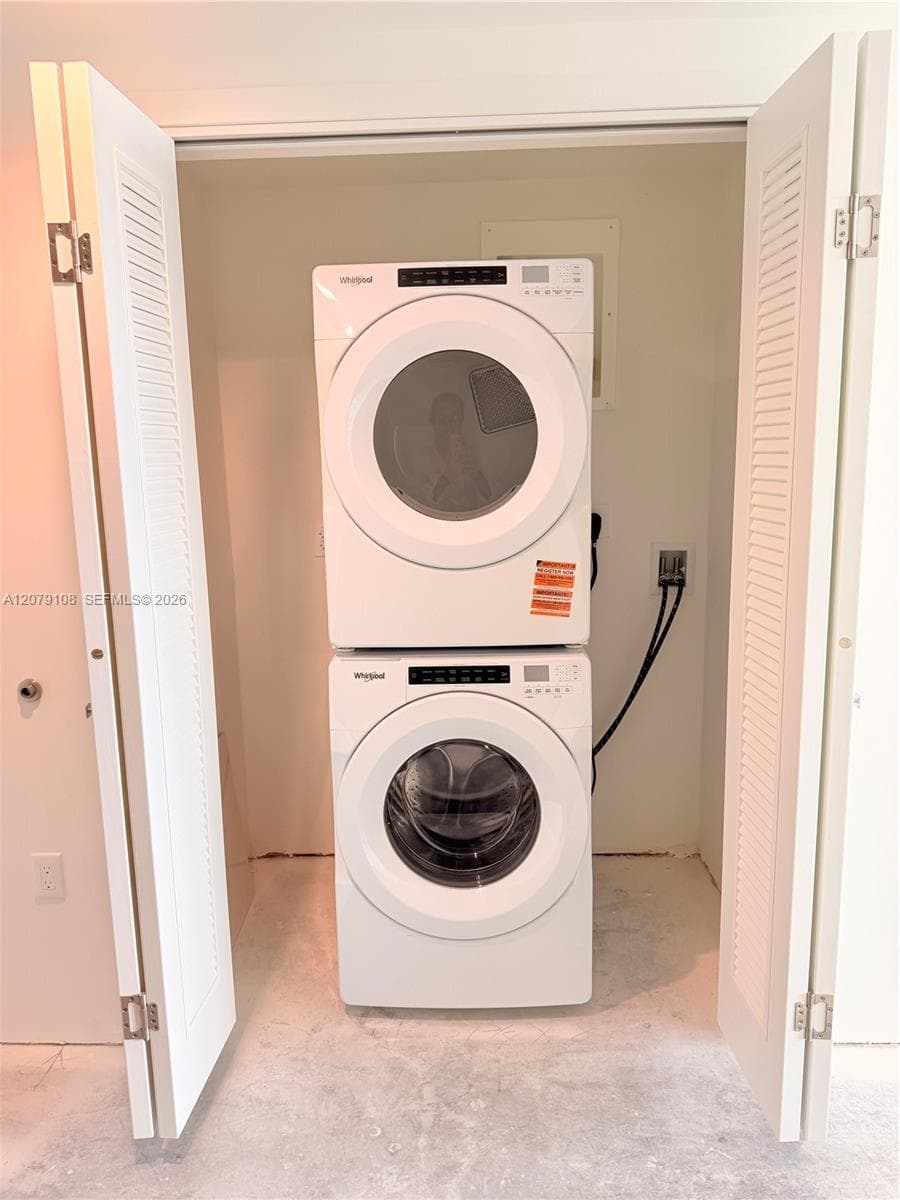 Hallandale Oasis · #403 in Hallandale Beach - Photo 3