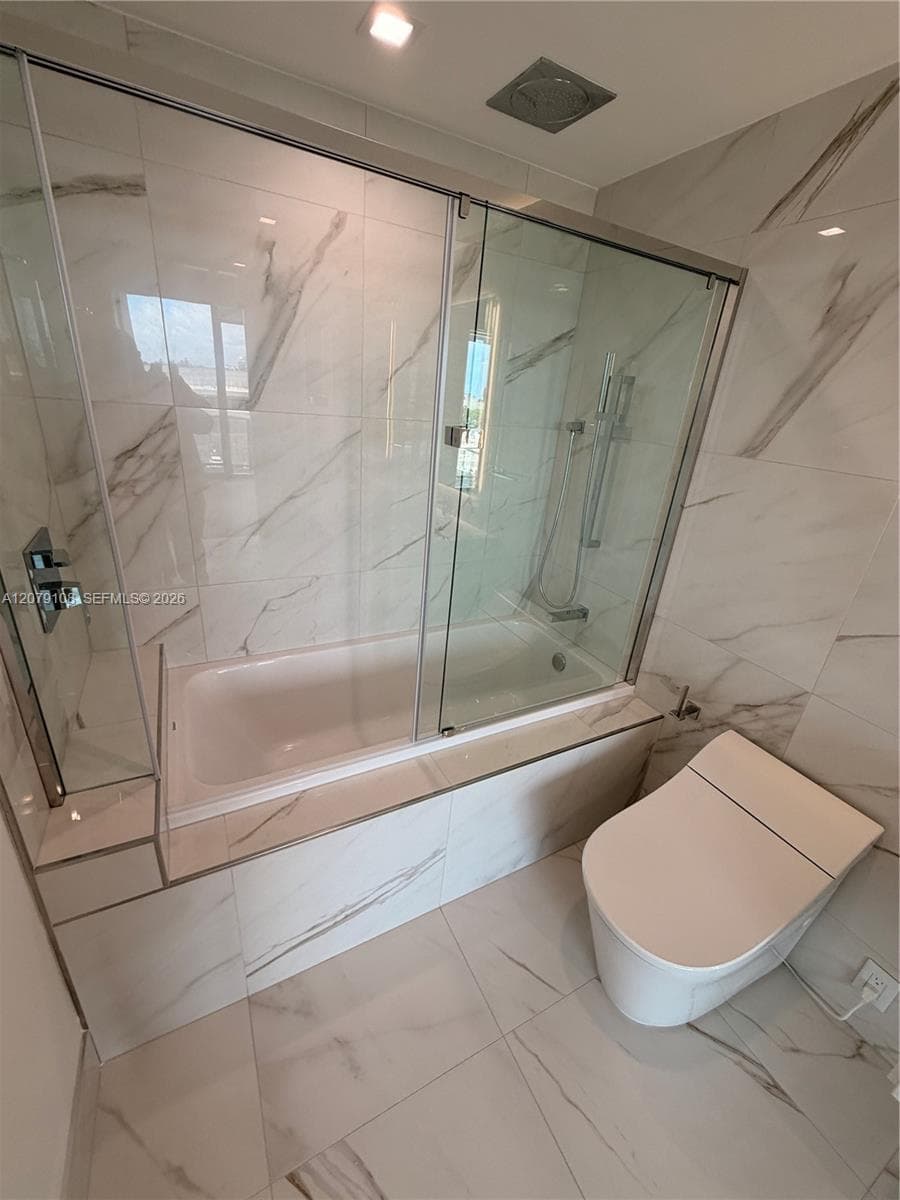 Hallandale Oasis · #403 in Hallandale Beach - Photo 21
