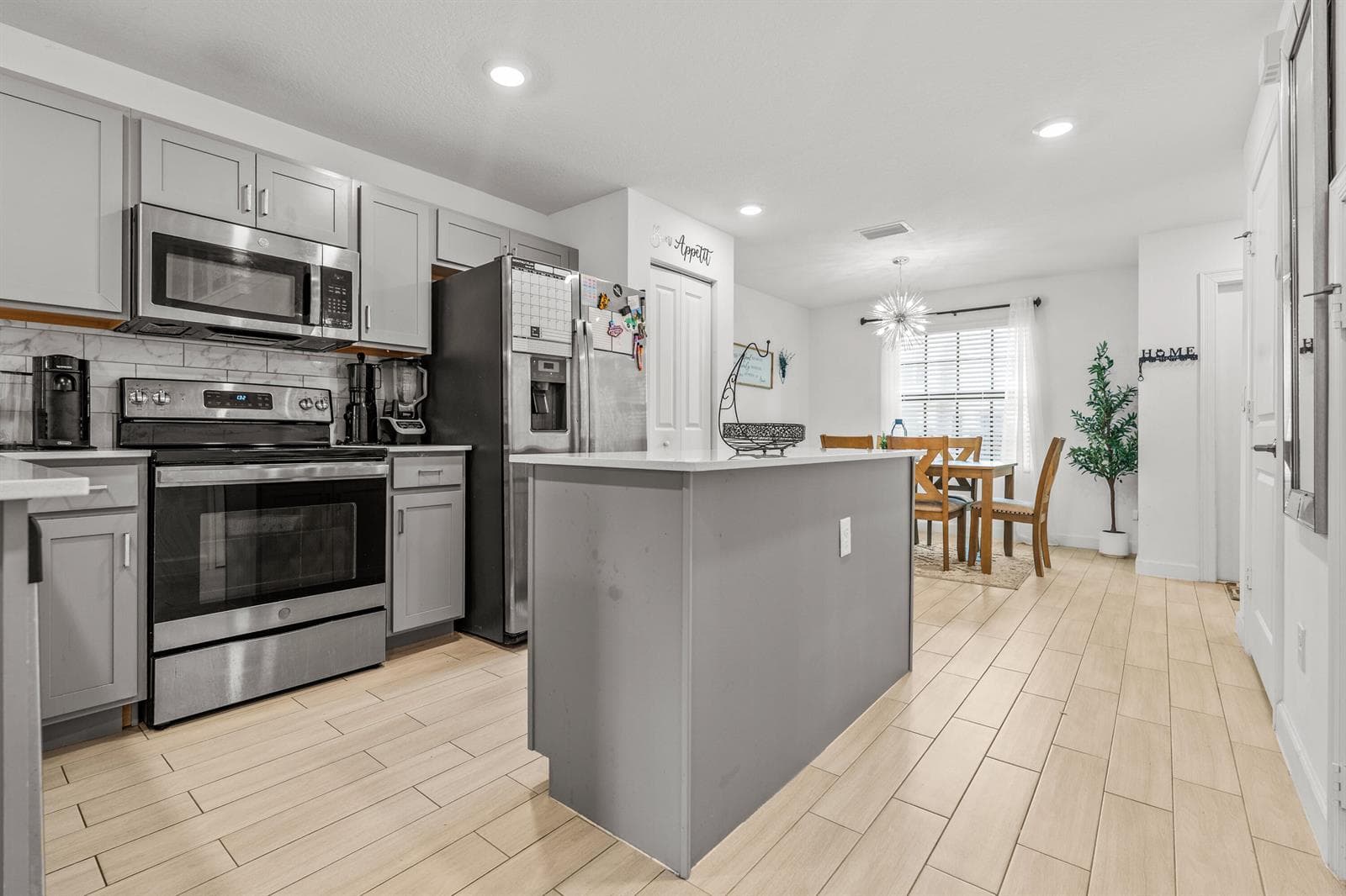 Open kitchen