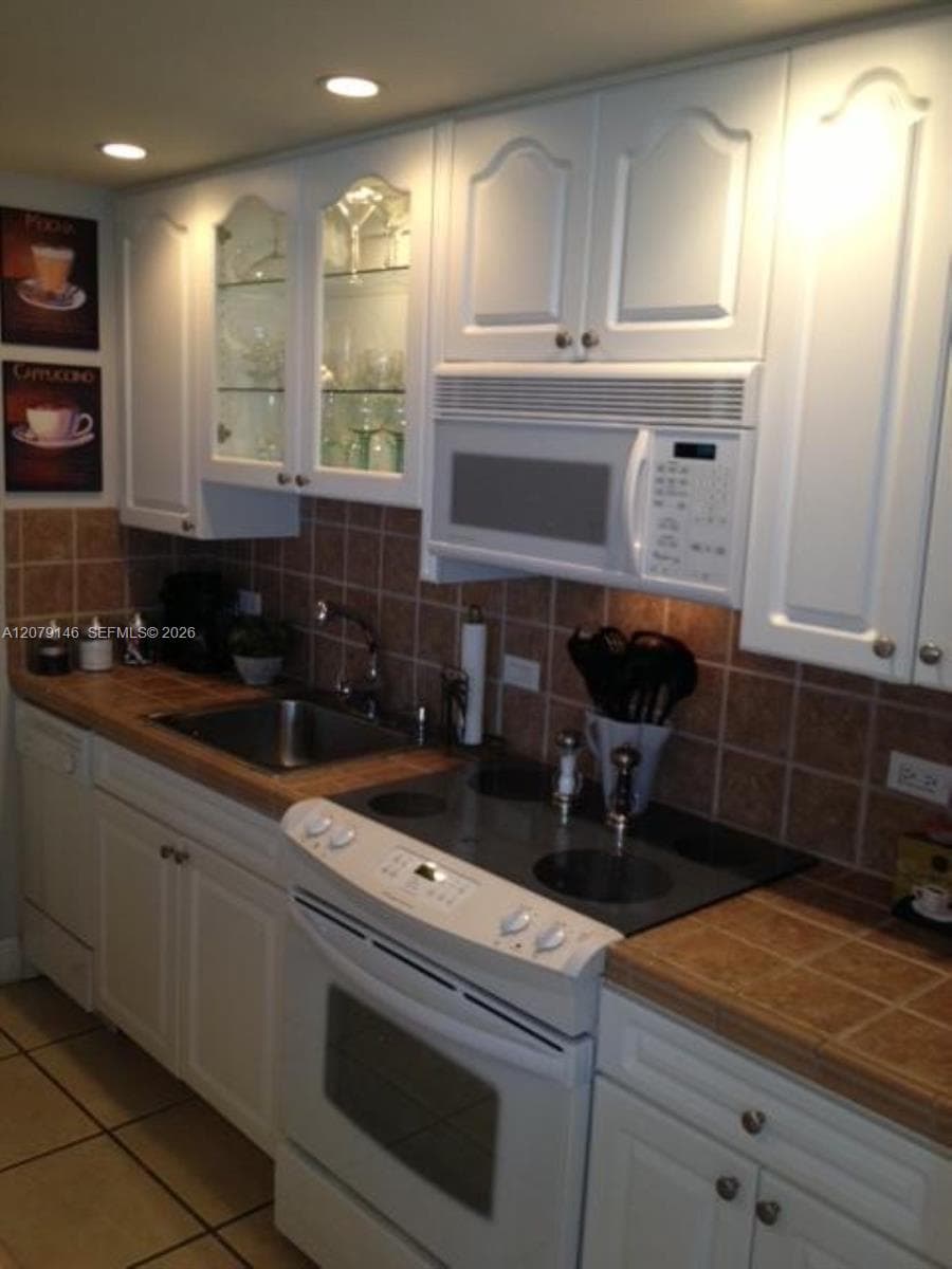 THE AMETHYST CONDO · #710 in Miami Beach - Photo 27