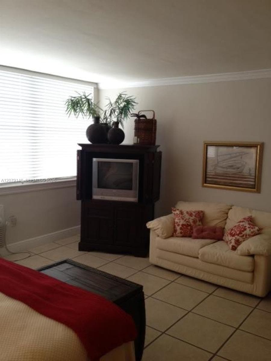 THE AMETHYST CONDO · #710 in Miami Beach - Photo 22