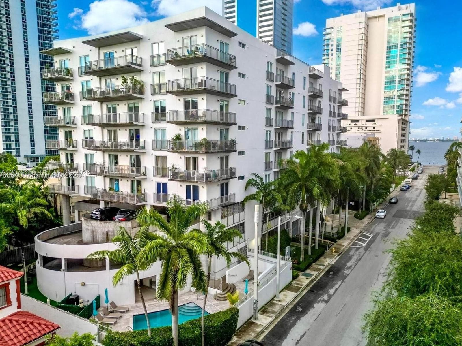 BAYLOFTS CONDO · #904 in Miami - Photo 25
