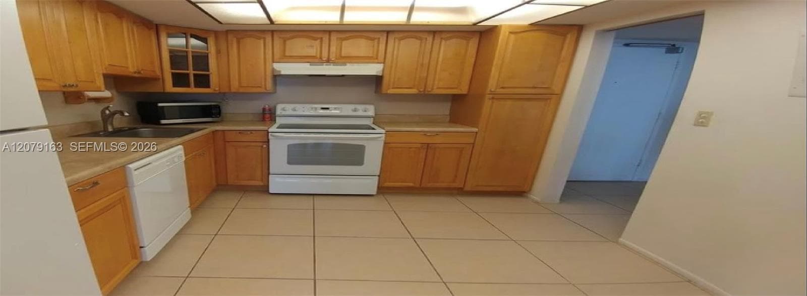DEL PRADO MARINA · #1703 in Aventura - Photo 11