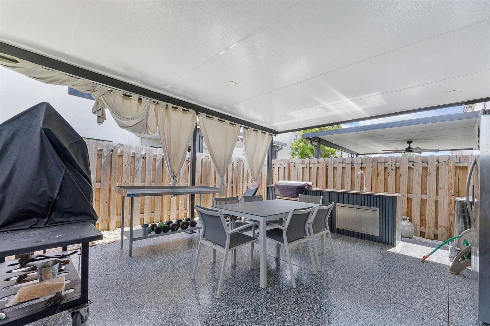 38-web-or-mls-577A3900
