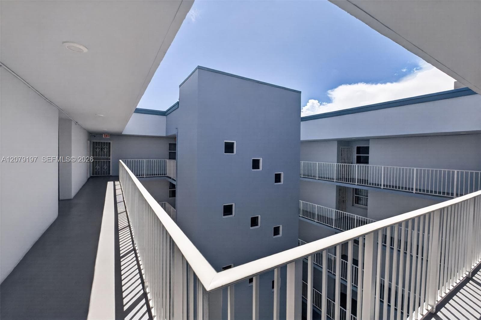 RIOPLAZA CONDOMINIUM NORT · #607 in Miami - Photo 27