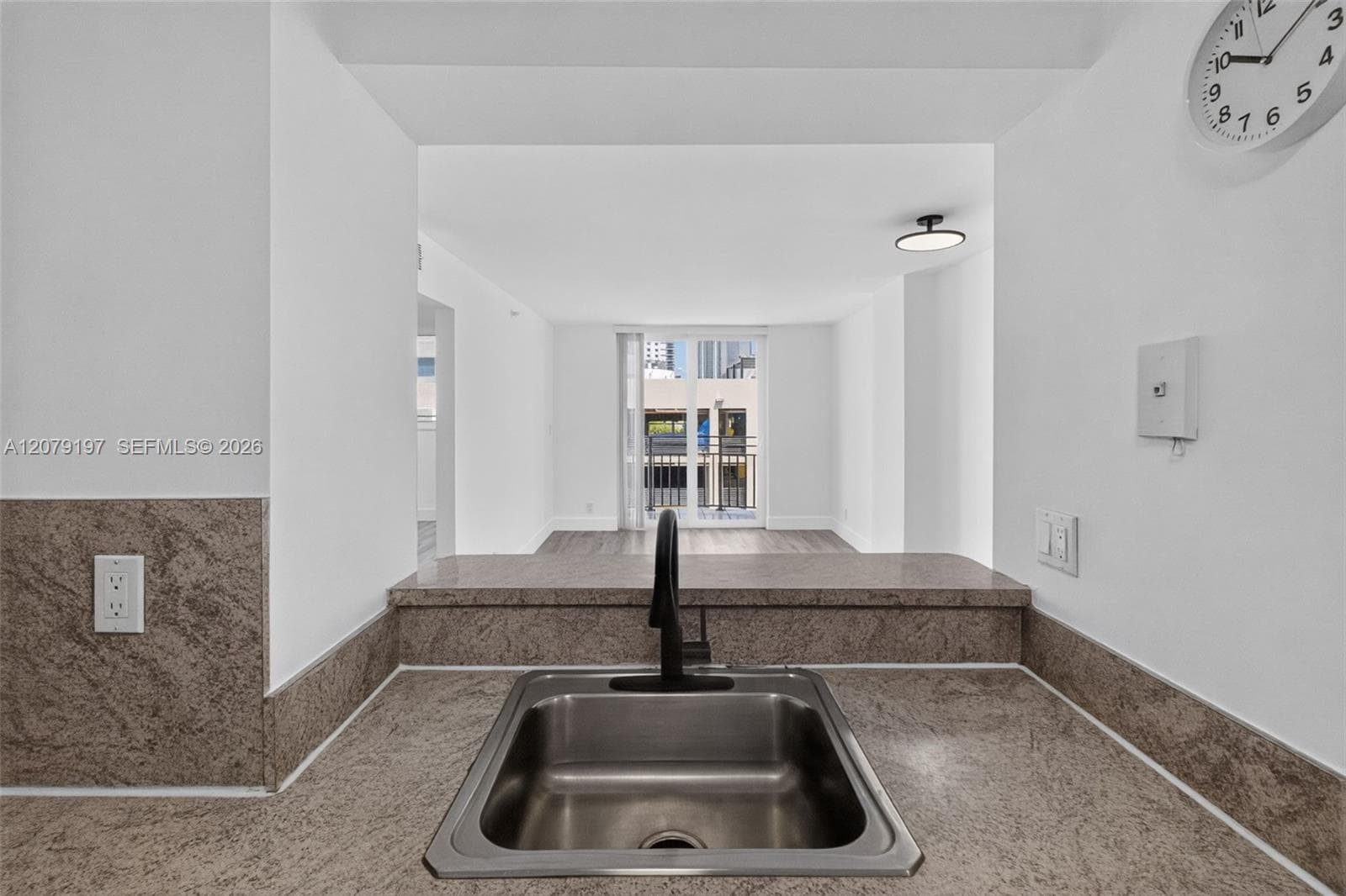 RIOPLAZA CONDOMINIUM NORT · #607 in Miami - Photo 5