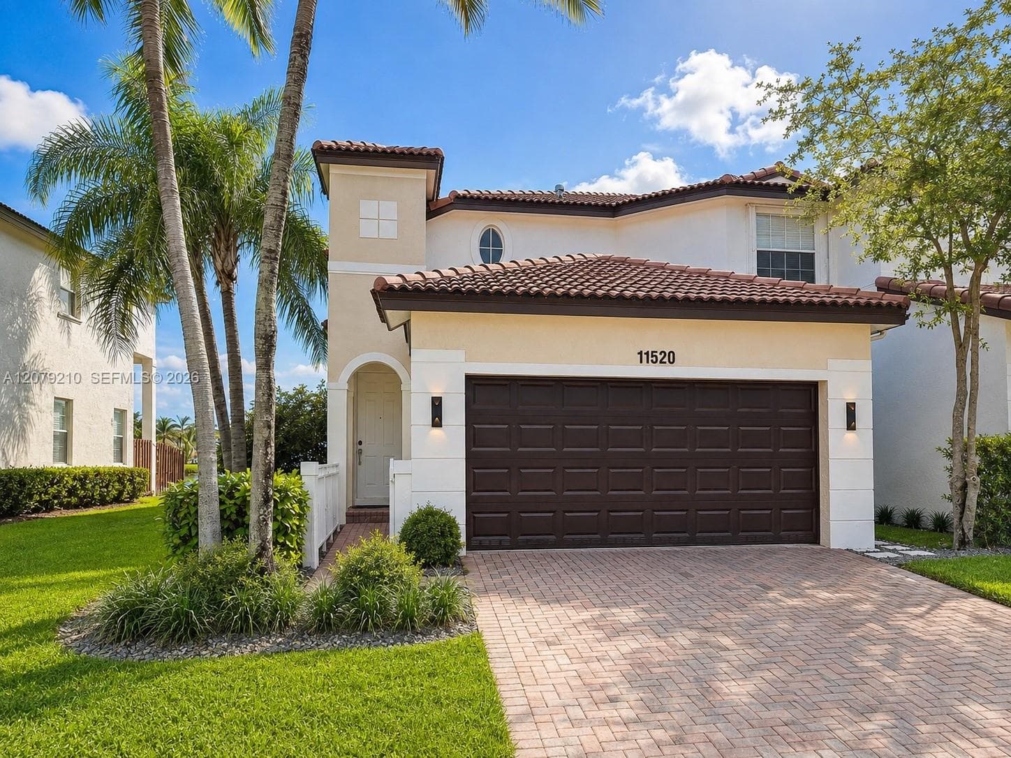 11520 NW 79th Ln photo 1