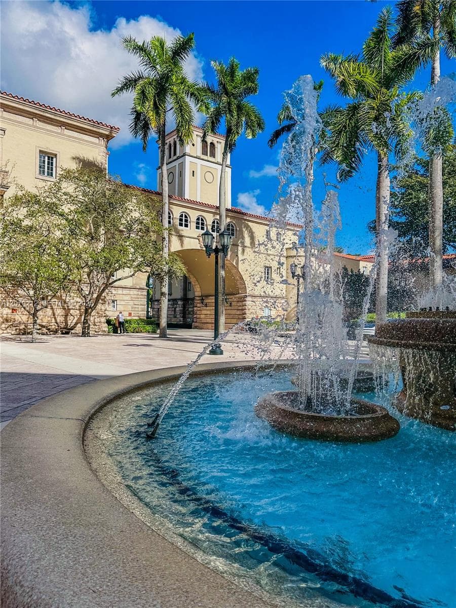 Puerta de Palmas · #1512 in Coral Gables - Photo 13
